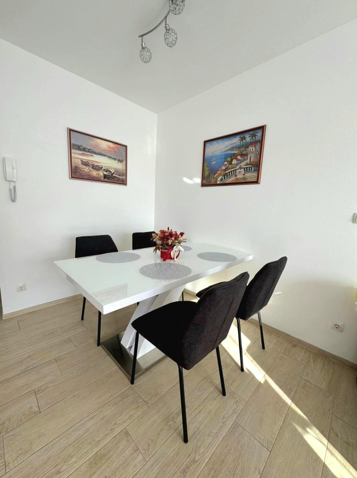 Apartment Misic Trogir Exterior photo