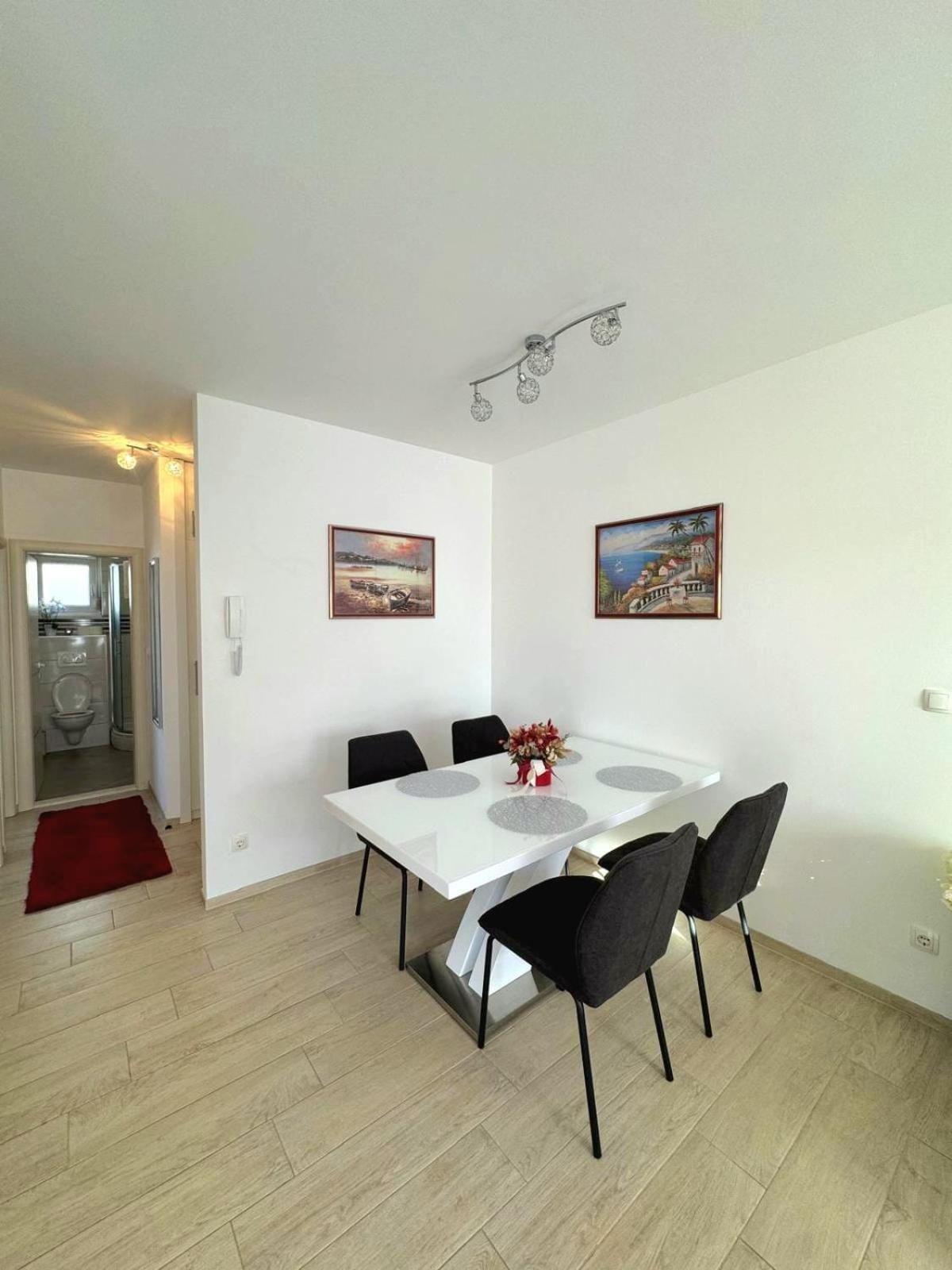 Apartment Misic Trogir Exterior photo